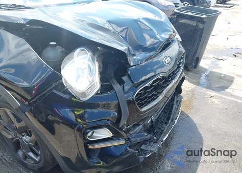 2020 Kia Sportage S z USA, uszkodzony, nr VIN KNDP63AC2L7730608